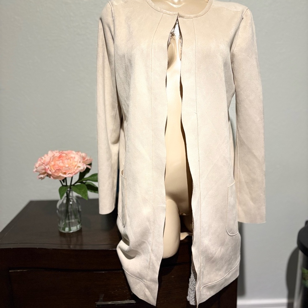 Carmen Marc Valvo Cream faux suede look